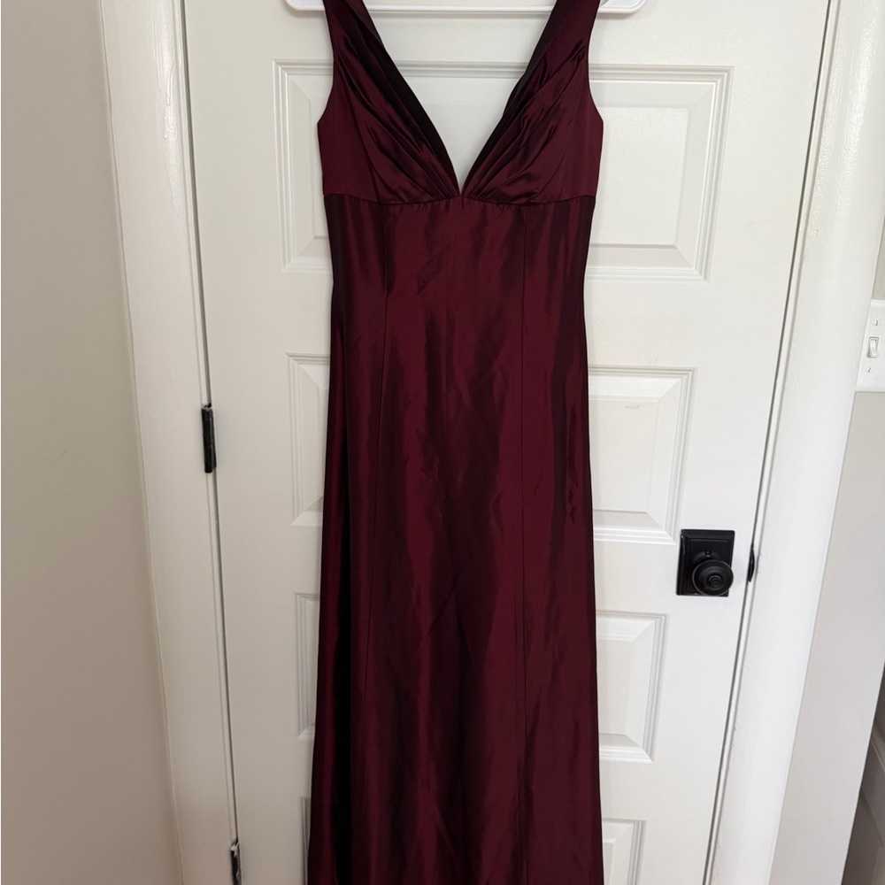 Vintage Laundry by Shelli Segal Fully Lined Evening Gown — Size 4 - Picture 2 of 10